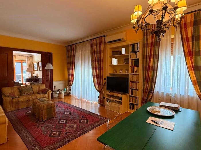 Appartamento con 5 locali in vendita in Via Nicola Serra, Centro, Cosenza