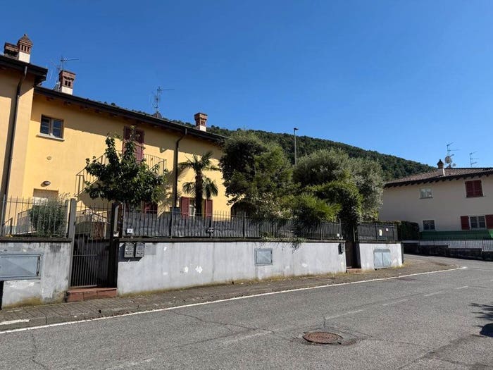 Casa trilocale in vendita in Via Pablo Neruda, Paratico