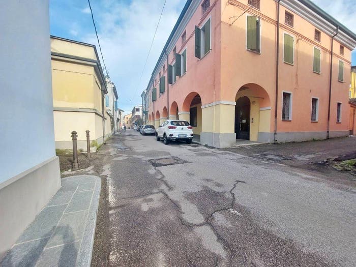 Appartamento trilocale in vendita in Via Giosuè Carducci, Centro, Brescello