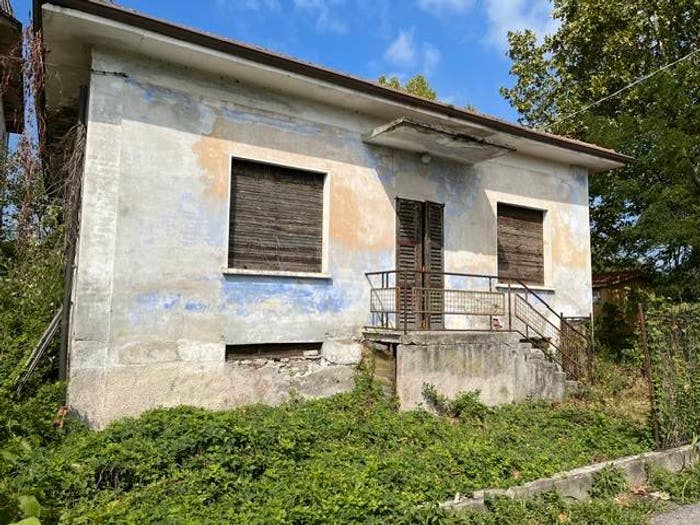 Casa trilocale in vendita in Via Mario Ferrari, San Giovanni, Cressa
