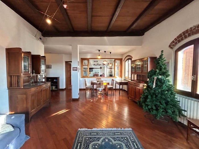 Casa quadrilocale in vendita in Via Borgo Vecchio, Centro, Carignano