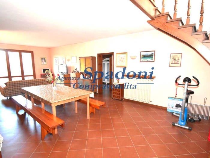Casa con 6 locali in vendita in Via Antonio Gramsci, Centro, Monsummano Terme
