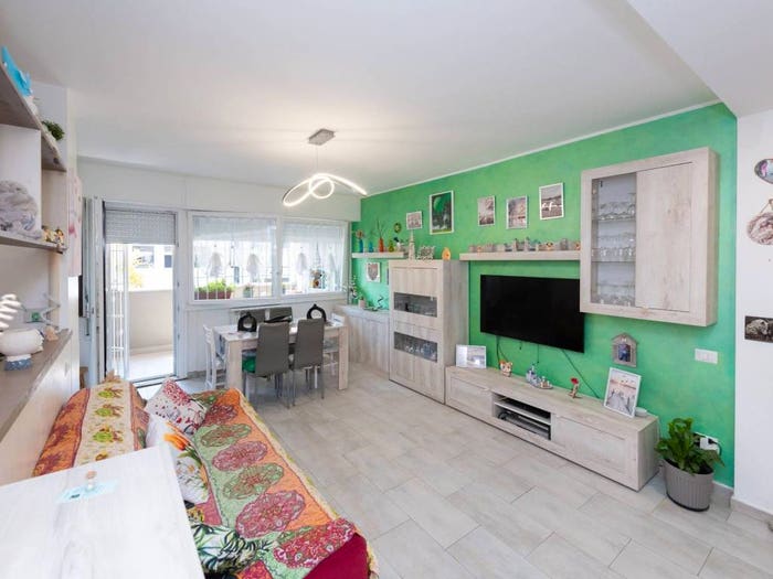Appartamento trilocale in vendita in Via Emilio Alessandrini, Centro, Pioltello