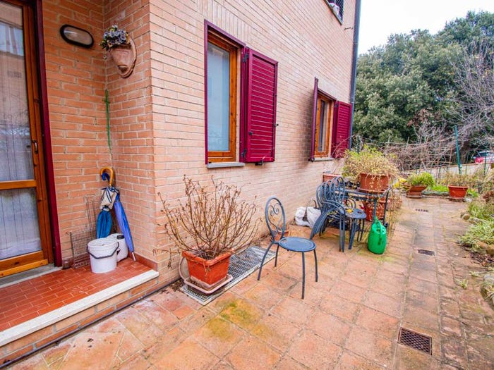 Appartamento con 6 locali in vendita in Via Porsenna, San Gusmé, Castelnuovo Berardenga