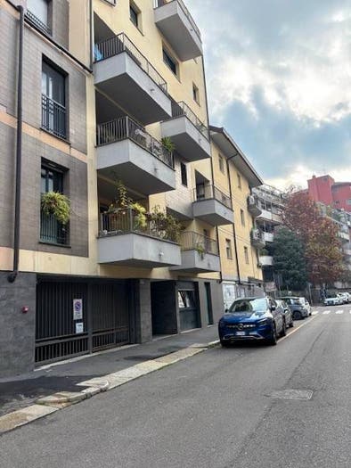Appartamento monolocale in vendita in Via Cesare Balbo, Bocconi, Milano