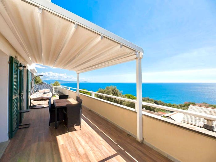Casa trilocale in vendita in Via Terrarossa, Terrarossa, Arenzano