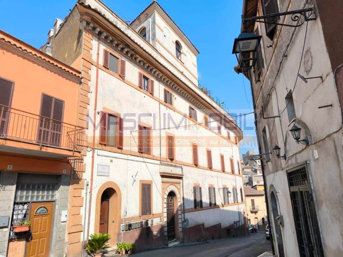 Appartamento quadrilocale in vendita in Via Fausto Cecconi, Centro, Capena