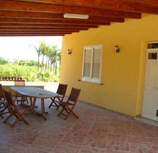 Casa con 5 locali in vendita in Castelvetrano