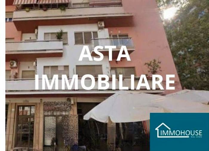 Appartamento trilocale in vendita in VIA DOMENICO MILLELIRE, Cipro, Roma