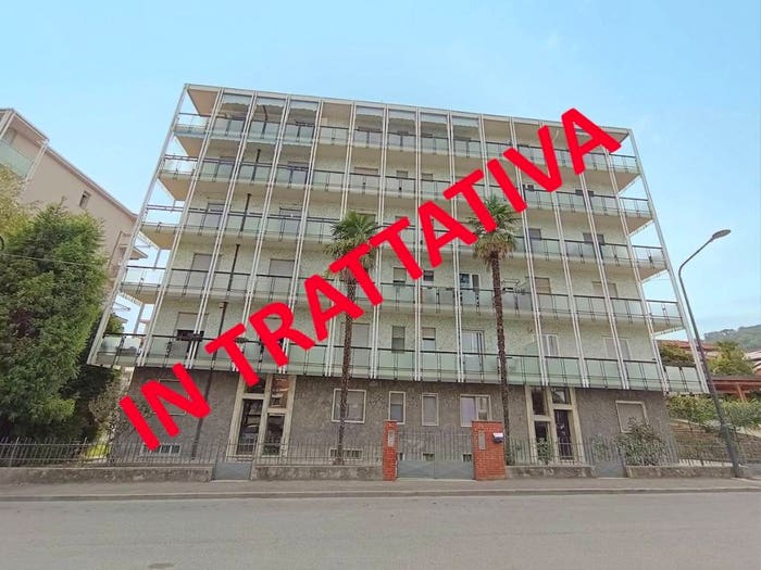 Appartamento trilocale in vendita in Via Stefano Fer, Collina, Pinerolo