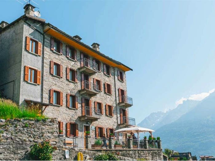 Casa con 6 locali in vendita in Frazione Mozzio, Mozzio, Crodo