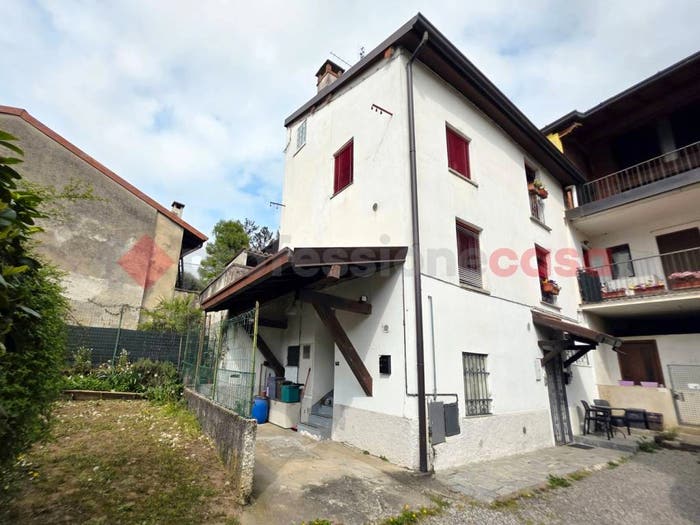 Casa trilocale in vendita in Via Cavour, Cadorago Caslino Al Piano, Cadorago