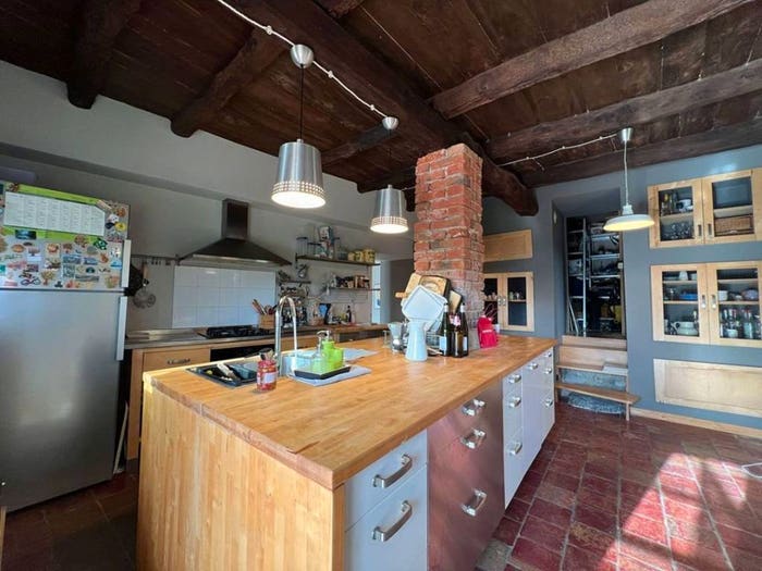 Casa con 6 locali in vendita in Licciana Nardi