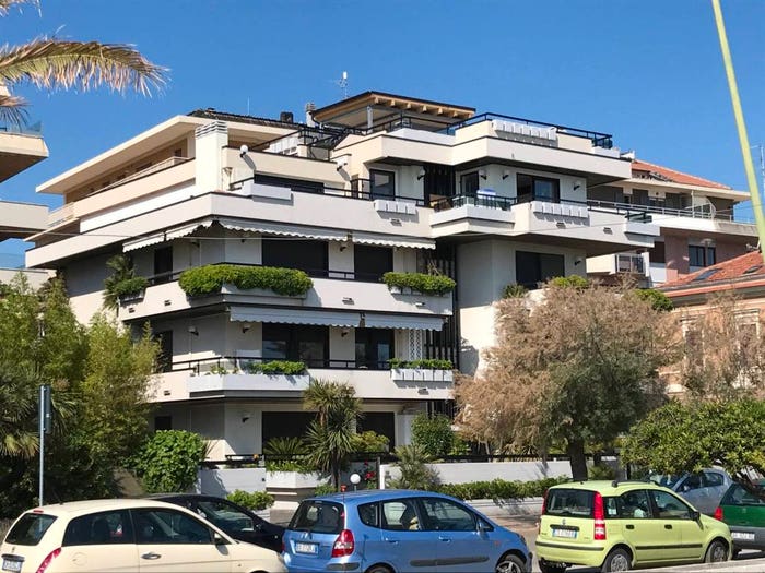 Appartamento quadrilocale in affitto in Viale della Riviera, Piazza Salotto Corso Umberto, Pescara