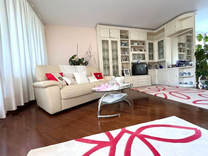 Casa con 6 locali in vendita in Bassa, Cerreto Guidi