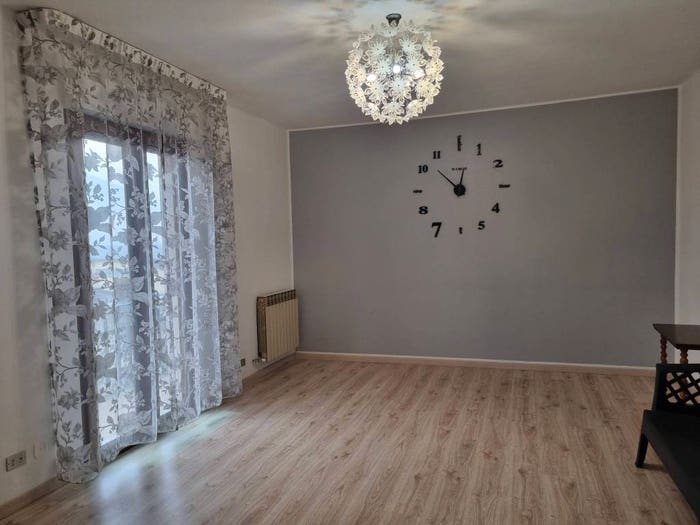 Appartamento quadrilocale in vendita in Viale Roma, Centro, Rogno