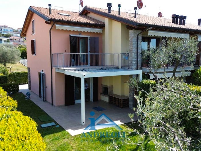 Casa con 5 locali in vendita in Via Casetta Fossa, Centro, Bardolino