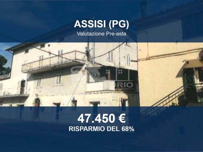 Appartamento con 6 locali in vendita in Via Adelmo Canini A, Palazzo Petrignano, Assisi