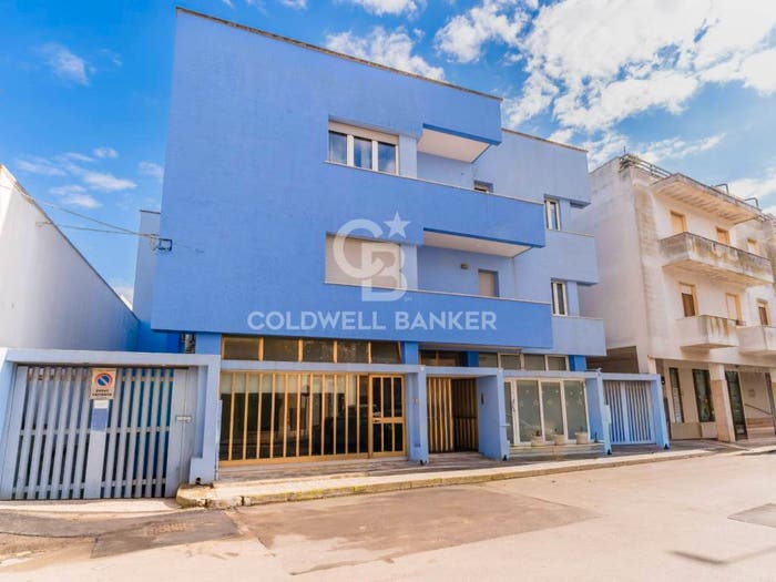 Appartamento quadrilocale in vendita in Via Giuseppe Sansonetti, Casarano
