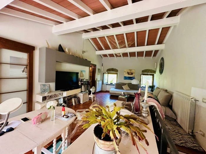 Casa quadrilocale in vendita in Centro, Ameglia