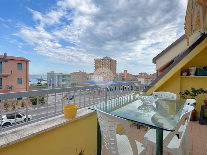 Appartamento trilocale in vendita in Via Fratelli Rosselli, Centro, Grottammare