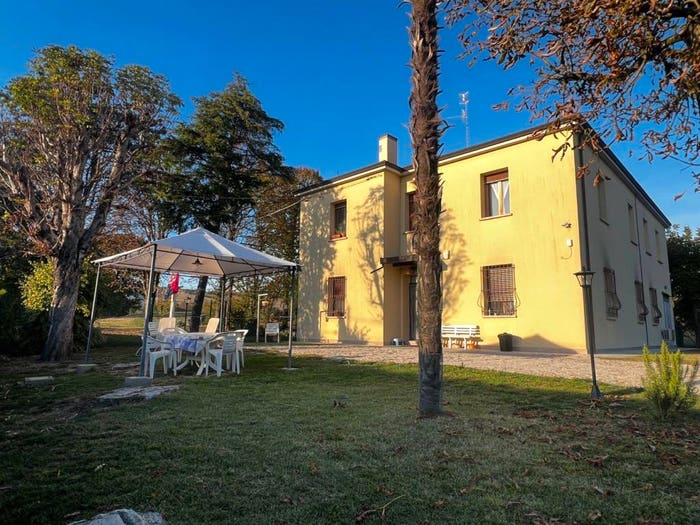 Appartamento con 6 locali in vendita in Strada Provinciale Selice o Montanara Imolese, Ponticelli, Imola