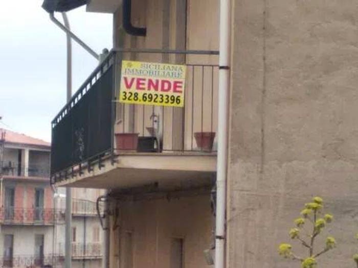 Appartamento quadrilocale in vendita in Via Aldo Moro, Galati Mamertino