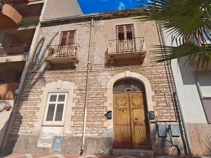 Appartamento trilocale in vendita in Via Alessandro Manzoni, Casa Santa, Erice