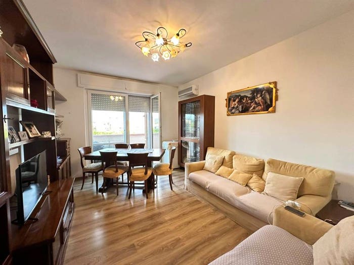 Appartamento con 5 locali in vendita in Ovest Campi Alti, Follonica