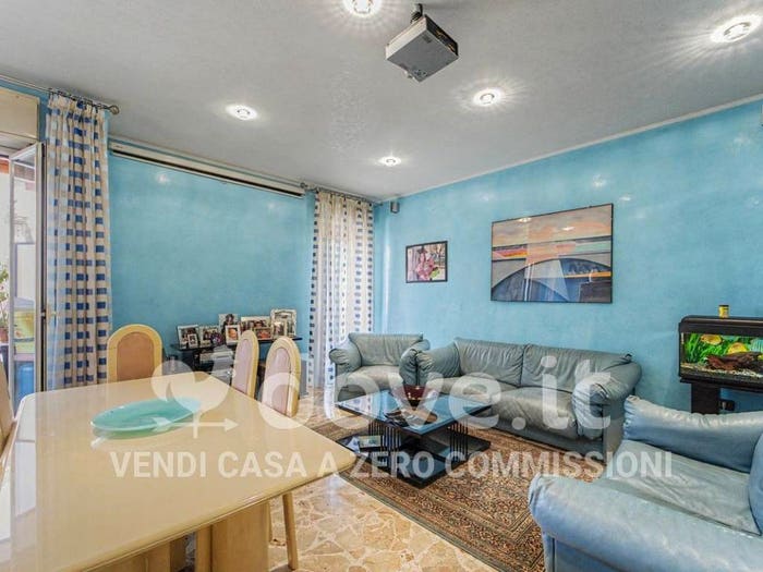 Appartamento con 5 locali in vendita in Via Madonna della Via, Centro, Gravina di Catania