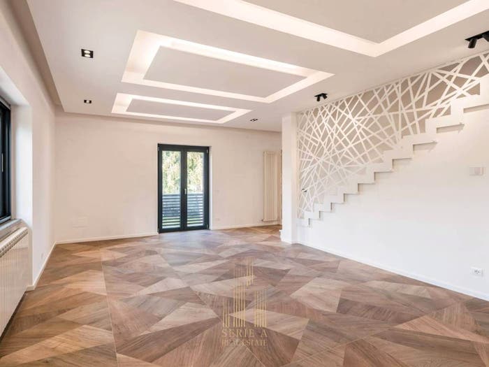 Casa con 6 locali in vendita in Via Ginestre, Castagnole Due Santi, Marino