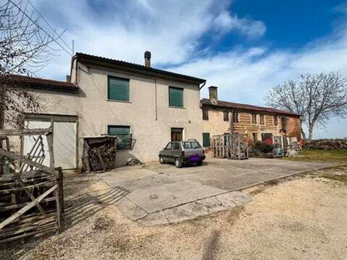Casa con 6 locali in vendita in Barabò, Nogara