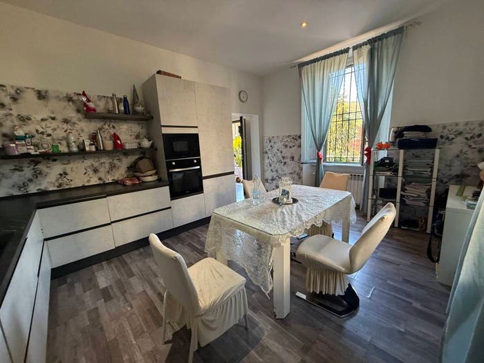 Casa con 6 locali in vendita in Via Silva, Ponte Chiasso, Como