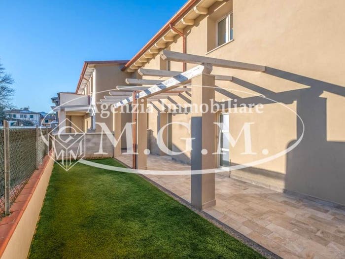 Casa con 5 locali in vendita in Via Cavour, Centro, Calcinaia