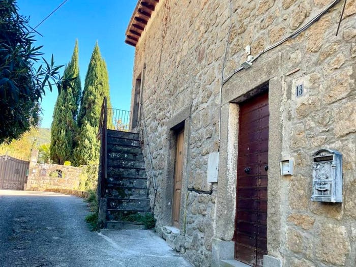 Appartamento trilocale in vendita in Strada Ortana, Bagnaia La Quercia, Viterbo