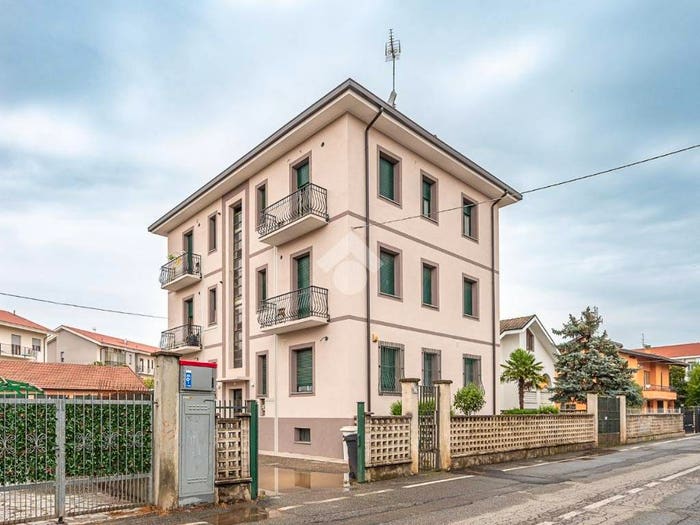 Casa trilocale in vendita in Via Gaetano Donizetti, Druento