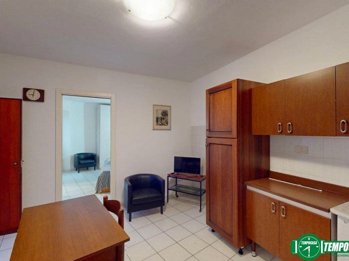 Appartamento trilocale in vendita in Salita Falconara, San Terenzo, Lerici