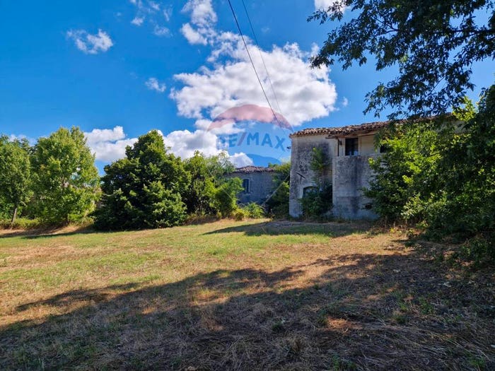 Casa con 6 locali in vendita in Località Redealto, Sepino