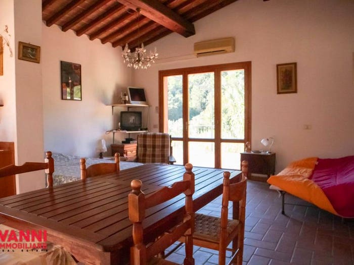Casa trilocale in vendita in Via Montanara, Cecina Centro, Cecina