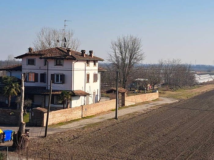 Casa con 6 locali in vendita in Via Canalazzo, Santa Vittoria, Cadelbosco di Sopra