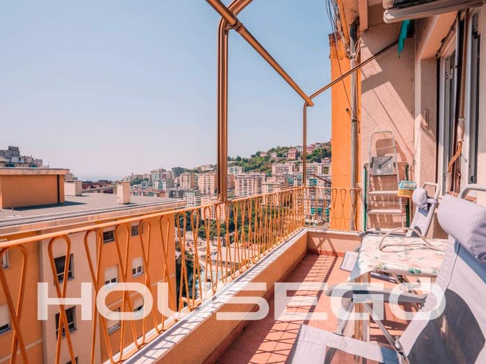 Appartamento bilocale in vendita in Via Napoli, Lagaccio, Genova