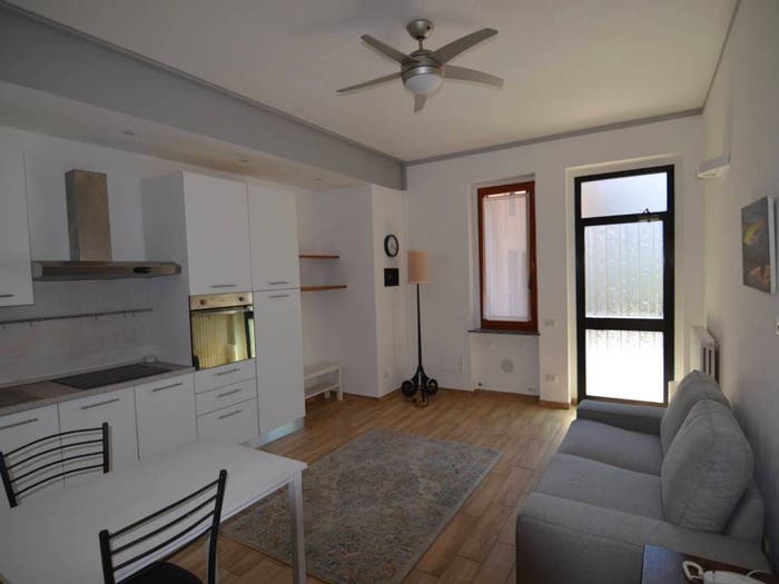 Appartamento bilocale in vendita in VIA APPIANI, Centro, Lecco