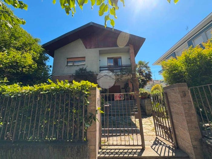 Casa con 6 locali in vendita in Corso Roma, Centro, Cuorgnè