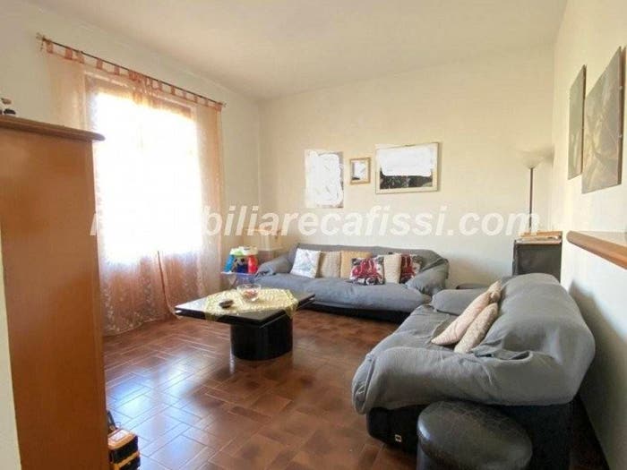 Casa con 6 locali in vendita in Via Baccheretana, Seano, Carmignano