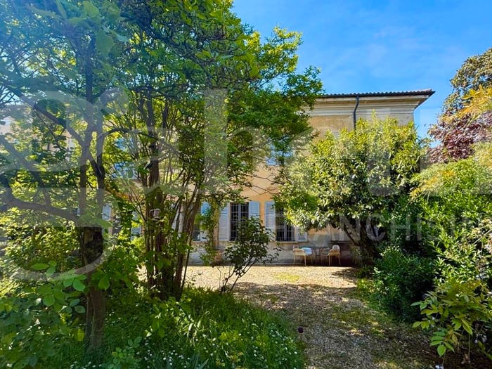 Casa con 6 locali in vendita in Centro, Lomello