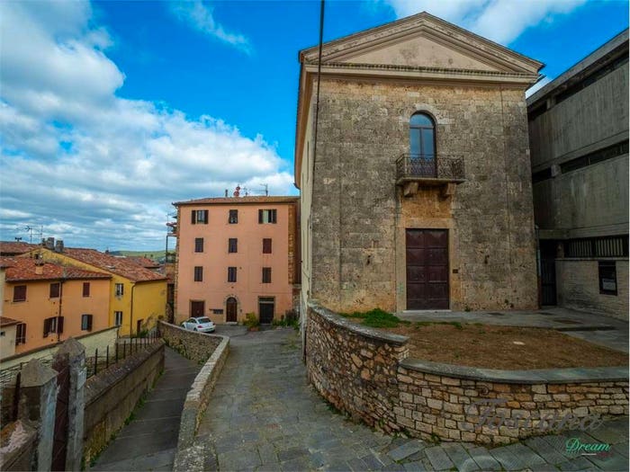 Appartamento bilocale in vendita in piazza Camillo Benso Cavour, Centro, Massa Marittima