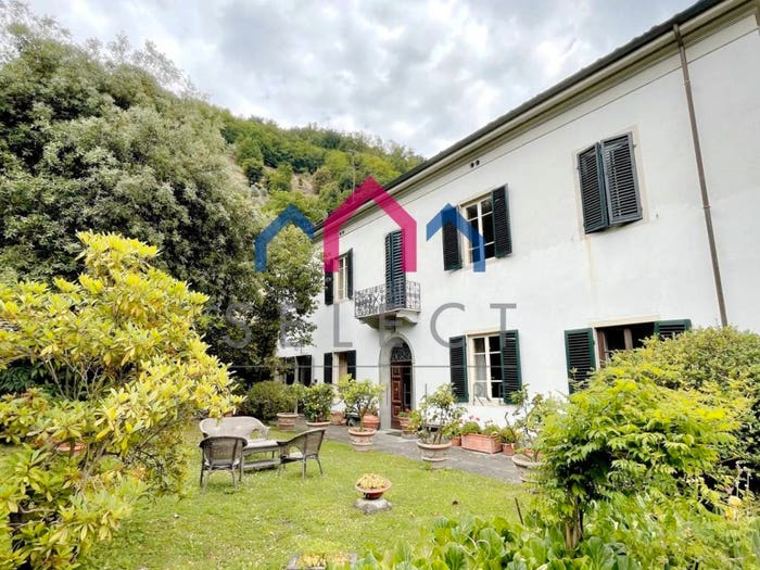 Casa con 6 locali in vendita in Centro, Bagni di Lucca
