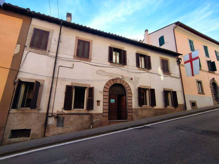 Appartamento con 6 locali in vendita in Via Benedetto Brin, Centro, Soriano nel Cimino