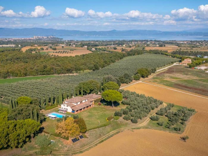 Casa con 6 locali in vendita in Località Piselli, Vitellino, Castiglione del Lago