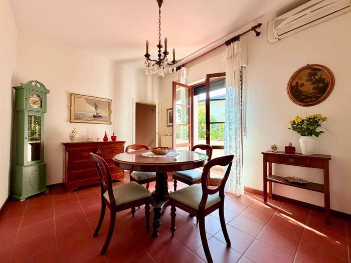 Casa con 6 locali in vendita in Via Palmiro Togliatti, Villaggi Bellaria, Pontedera